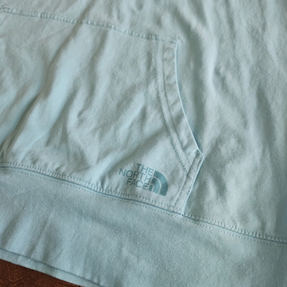 NWOT: North Face hooded pullover shirt size L - Picture 12 of 13